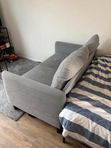 2 Zits bank met gebruikerssporen