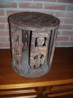 BIJZETTAFELTJE AFRIKAANS, Huis en Inrichting, Tafels | Bijzettafels, Minder dan 45 cm, Minder dan 55 cm, Rond, Ophalen of Verzenden