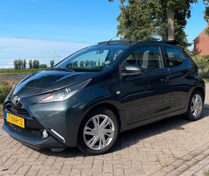 Toyota Aygo x-wave CABRIO 5Ddrs 2014, Auto's, Toyota, Particulier, Aygo, Achteruitrijcamera, Airbags, Airconditioning, Bluetooth