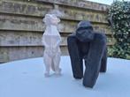 Gorilla en Stokstaartje Beeldjes - Decoratieve Set, Tuin en Terras, Ophalen of Verzenden, Zo goed als nieuw, Kunststof, Dierenbeeld