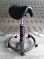 1x Aeris Swopper Zadel met Wielen (Zwart Leder), Heel Mooi!, Huis en Inrichting, Bureaustoelen, Zwart, Ophalen of Verzenden, Zo goed als nieuw