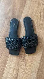 Slipper, Zwart, Zo goed als nieuw, Sascha, Ophalen of Verzenden