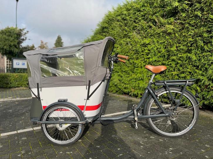 Babboe Curve-E bakfiets (2020) met veiligheidsupdates, Fietsen en Brommers, Fietsen | Bakfietsen, Gebruikt, Overige merken, 4 kinderen of meer