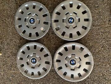 BMW wieldoppen 15 inch beschikbaar voor biedingen