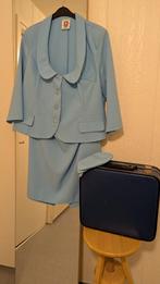 KLM stewardess koffertje + pakje. Carnavalskleding??, Ophalen of Verzenden, Nieuw, Maat 46/48 (XL) of groter