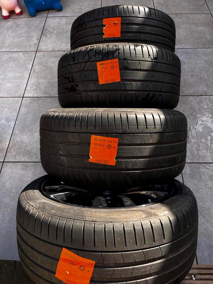 BMW X5 20 inch zwarte velgen met zomerbanden, Auto-onderdelen, Banden en Velgen, Banden en Velgen, Zomerbanden, 20 inch, Gebruikt