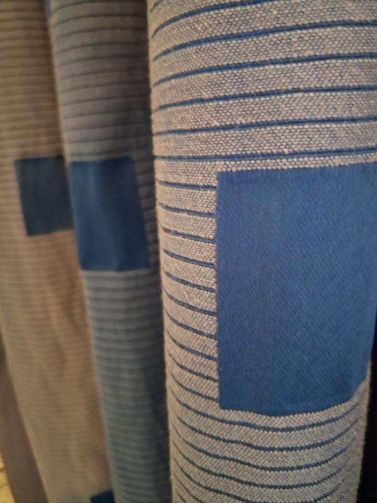 donkerblauwe gordijnen, Ophalen of Verzenden, Zo goed als nieuw, 200 cm of meer, 200 cm of meer