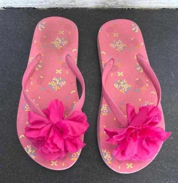 Slippers ZGAN maat 35, Ophalen of Verzenden, Zo goed als nieuw, Meisje, Overige typen