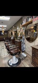 Kappersstoel / Barberstoel in goede staat, Geeft ook workshops, Overige