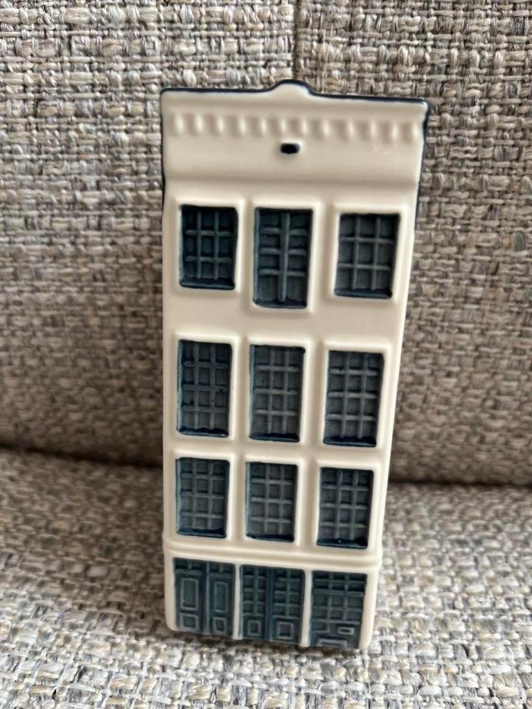 KLM Huisje 47 - Bols Jenever, Ophalen of Verzenden, Zo goed als nieuw, 41 t/m 60, Gevuld