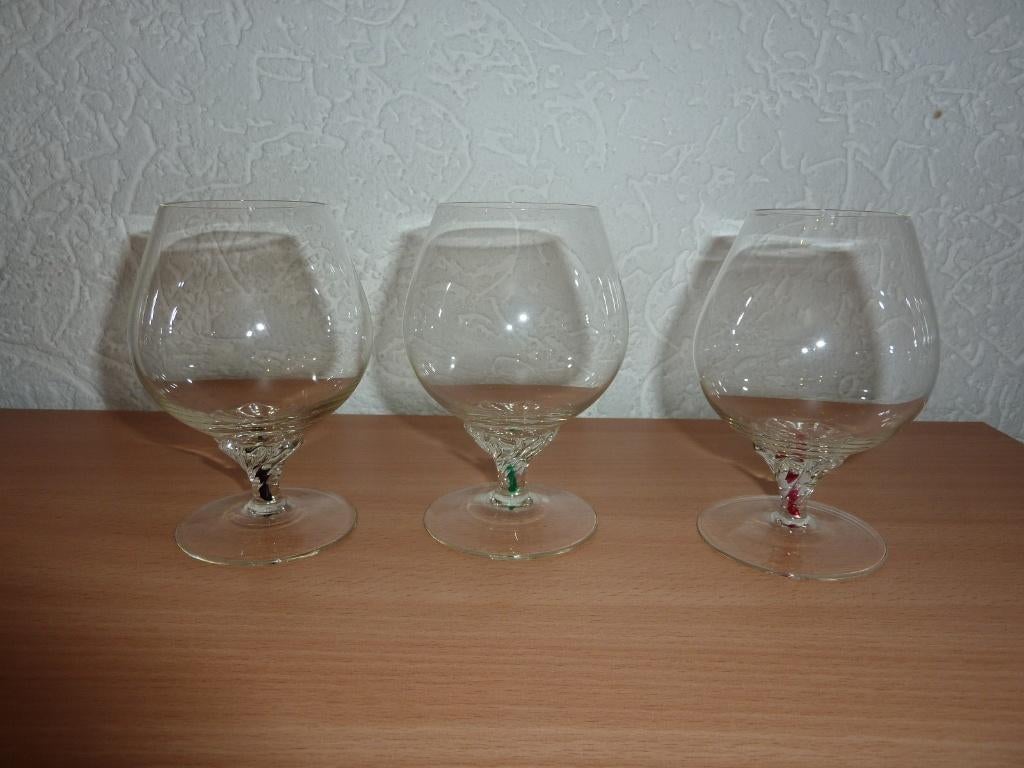 diversen glazen, wijn , cognac, borrel, limonade, Verzamelen, Glas en Borrelglaasjes, Ophalen of Verzenden, Zo goed als nieuw