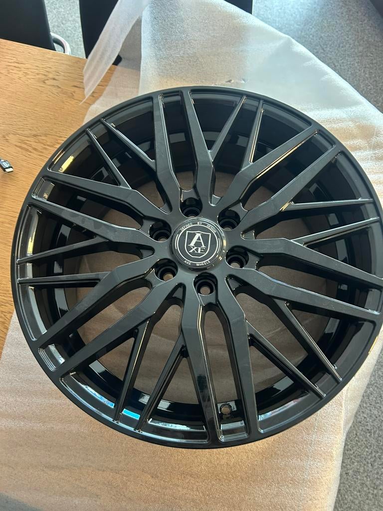 1x AXE bestelwagen velg 19 inch, Auto-onderdelen, Banden en Velgen, Overige, Bestelwagen, Velg(en), Zomerbanden