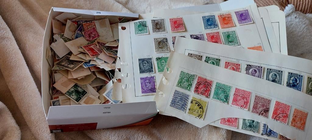 Postzegels verzameling wereld/Europa, Postzegels en Munten, Postzegels | Volle albums en Verzamelingen, Ophalen of Verzenden, Buitenland