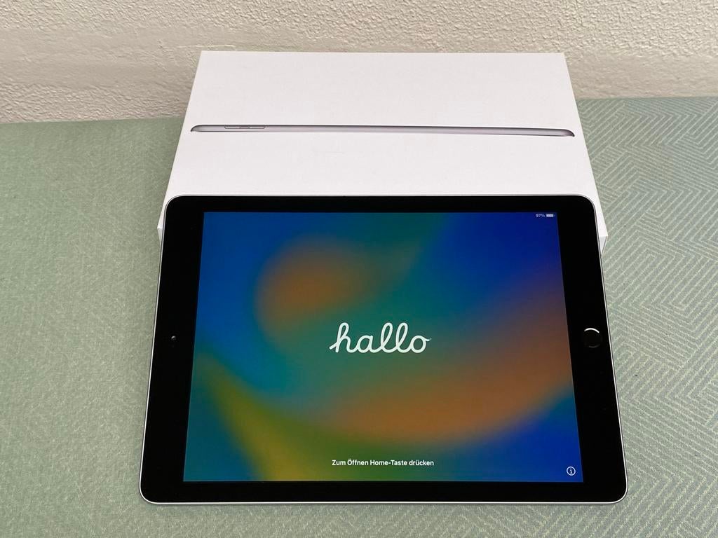 Apple iPad A1822(5e generatie), Computers en Software, Apple iPads, 10 inch, Gebruikt, 32 GB, Apple iPad