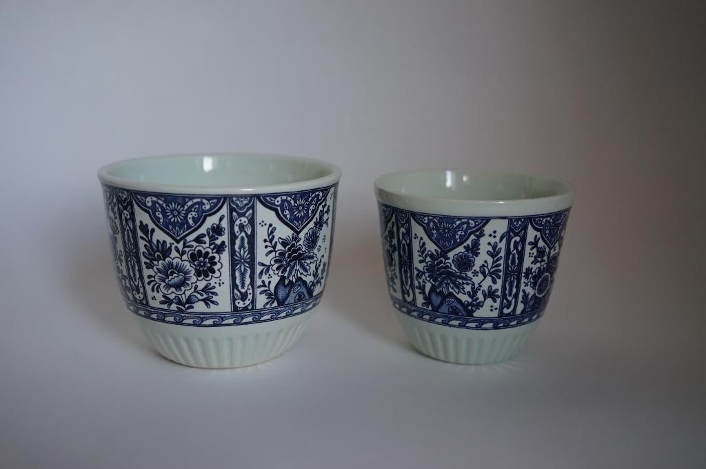 2 antieke Delfts blauw wit bloempot Royal Sphinx by Boch., Tuin en Terras, Bloempotten, Rond, Binnen, Ophalen of Verzenden, Zo goed als nieuw