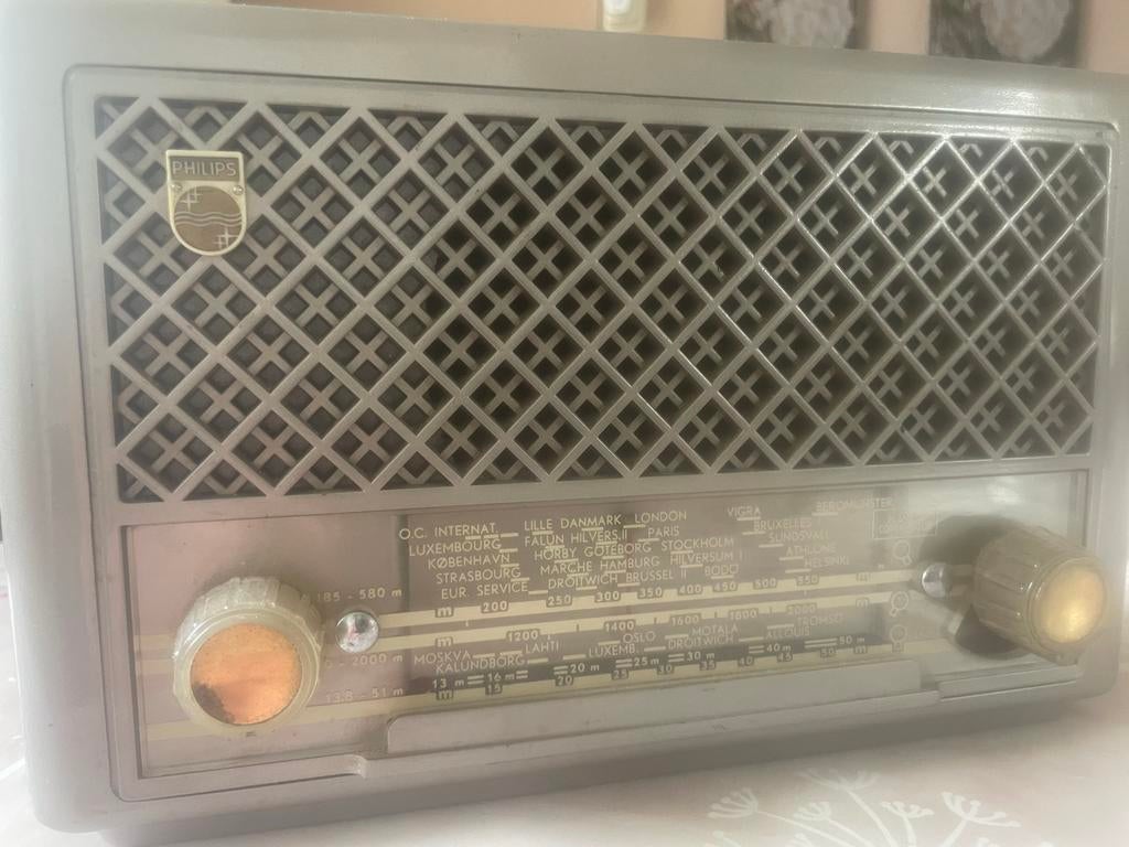 Vintage Philips BX200U Radio, Audio, Tv en Foto, Radio's, Ophalen of Verzenden, Gebruikt, Radio