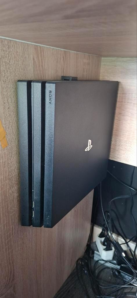 PlayStation 4 Pro 1 TB, Spelcomputers en Games, Spelcomputers | Sony PlayStation 4, Ophalen