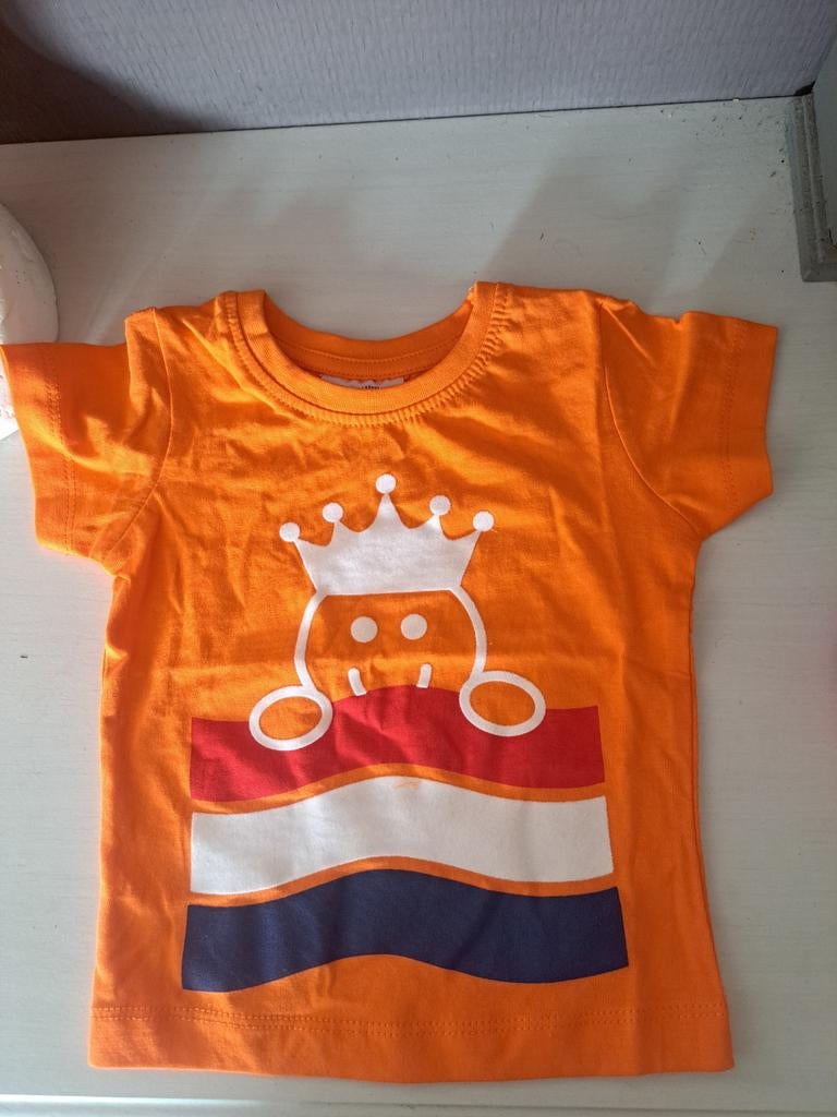 Oranje schirt baby, maat 62/68, Hobby en Vrije tijd, Feestartikelen, Ophalen of Verzenden, Nieuw