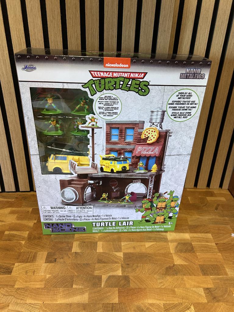 Turtles Turtle Lair met nano metal figuren, Ophalen of Verzenden, Nieuw