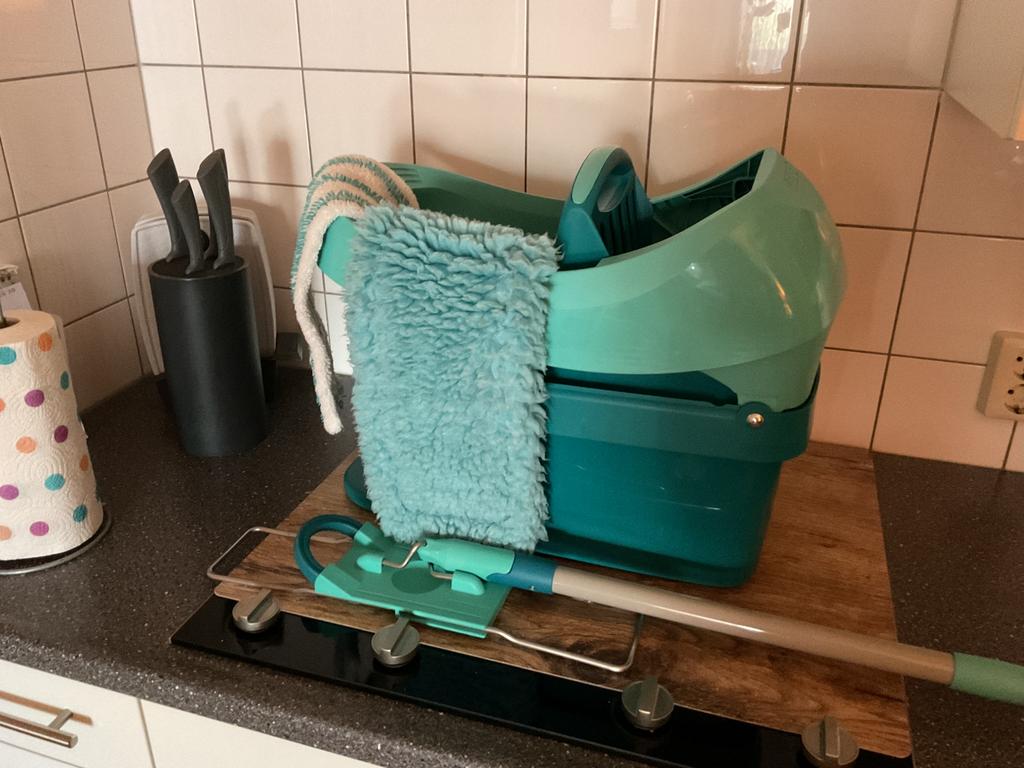 Complete Leifheit schoonmaak set voor de vloer, Huis en Inrichting, Schoonmaakartikelen, Ophalen, Dweilemmer, -bak, of -wagen