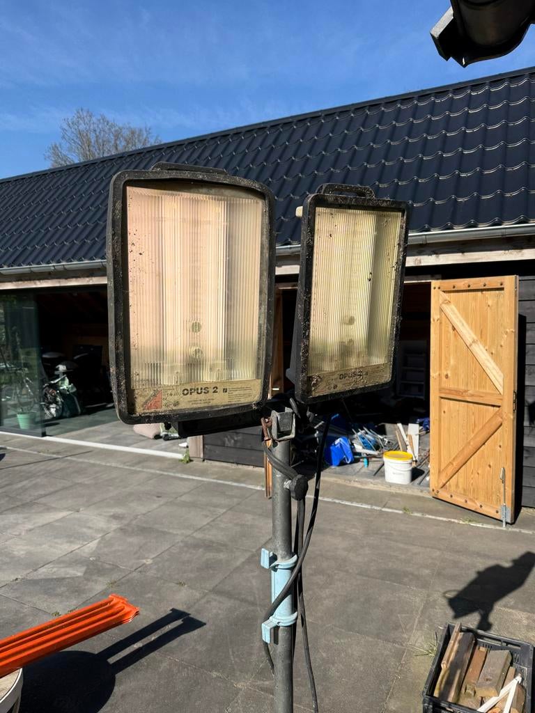 Opus 2 Dubbele Bouwlamp op Statief, Gebruikt, Met statief, Ophalen of Verzenden, Lamp met armatuur