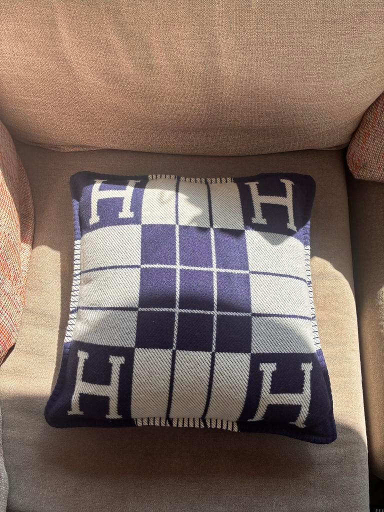 Luxe Hermes Kussen - Blauw/Wit met H-patroon, Ophalen of Verzenden, Zo goed als nieuw, Blauw, Vierkant