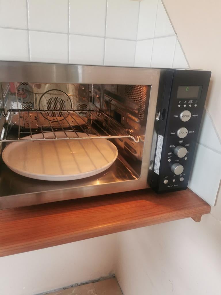 Sharp combi magnetron, Witgoed en Apparatuur, Magnetrons, Ophalen, Combimagnetron, Gebruikt, Grill