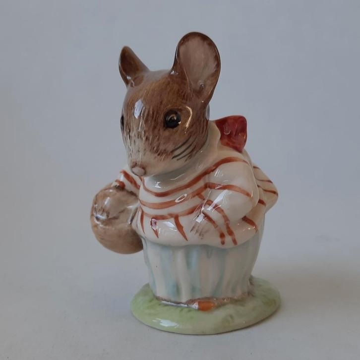 Beatrix Potter - Royal Albert - Mrs Tittlemouse, Verzamelen, Beelden en Beeldjes, Zo goed als nieuw, Dier, Ophalen of Verzenden
