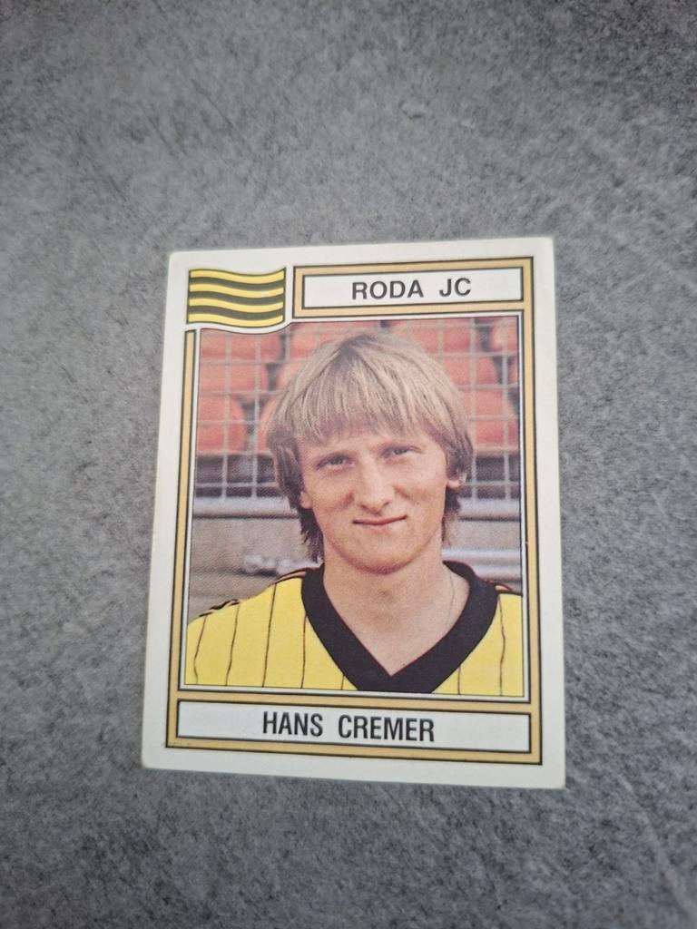 Panini sticker Voetbal 83. Speler Hans Cremer Roda JC., Hobby en Vrije tijd, Stickers en Plaatjes, Verzenden, Zo goed als nieuw