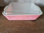 Vintage pyrex roze, Gebruikt, Ophalen of Verzenden, Overige stijlen, Glas