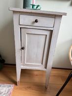 Nachtkastje. Brocante., Ophalen, Gebruikt, Minder dan 45 cm, 70 cm of meer