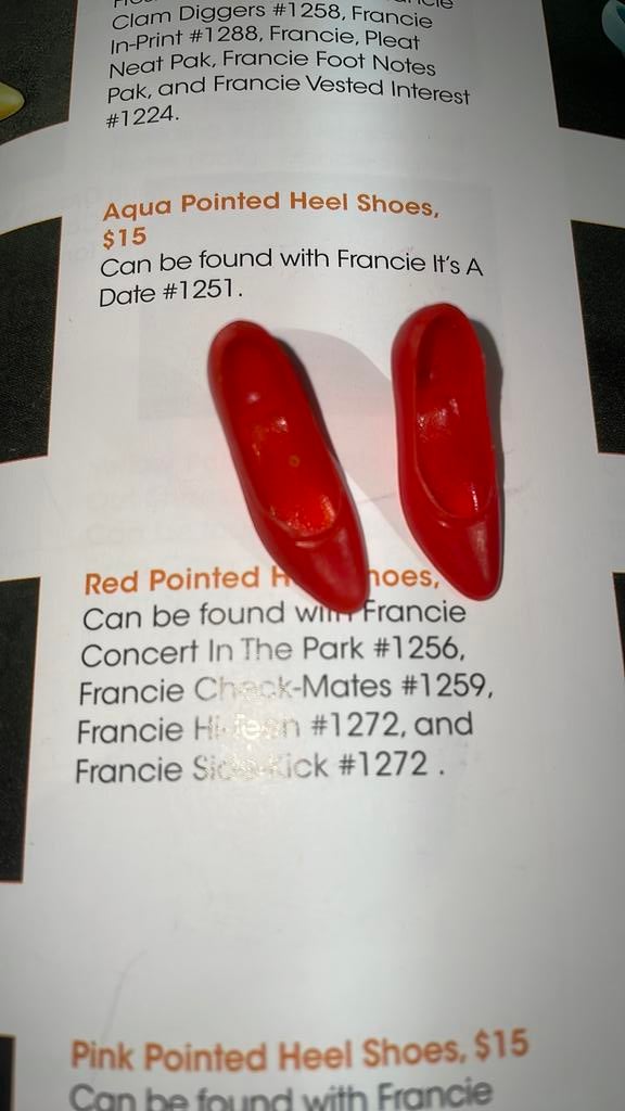 Barbie Francie red pointed soft shoes jaren 60, Ophalen, Zo goed als nieuw