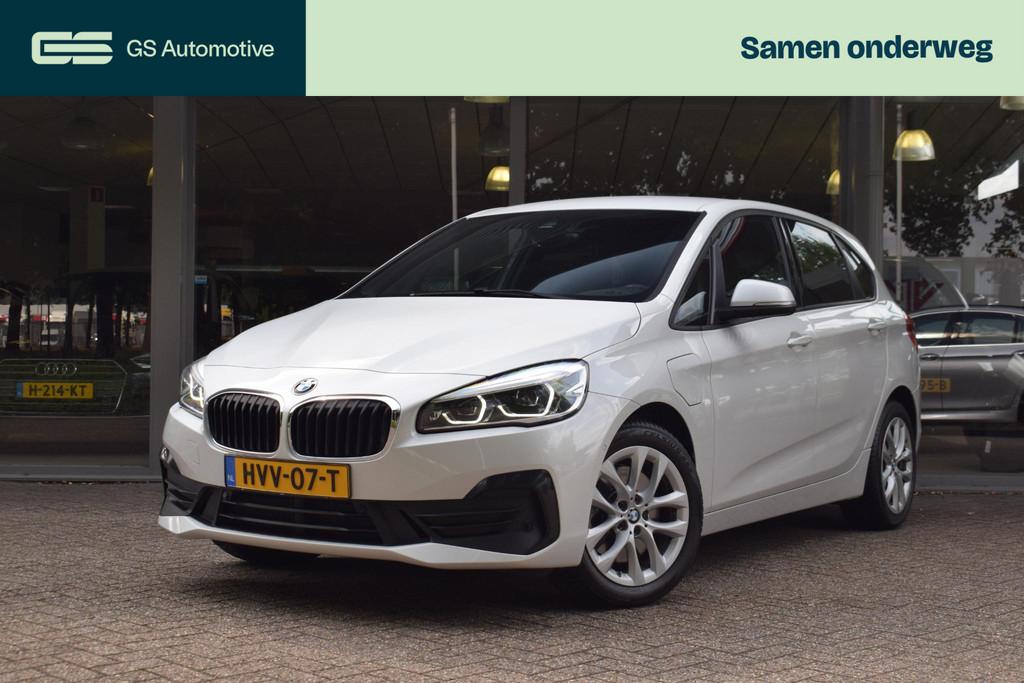 BMW 2-serie Active Tourer 225xe PHEV|ADAPTCRUISE|MEMORY|LED|, Stof, Gebruikt, Wit, Bedrijf