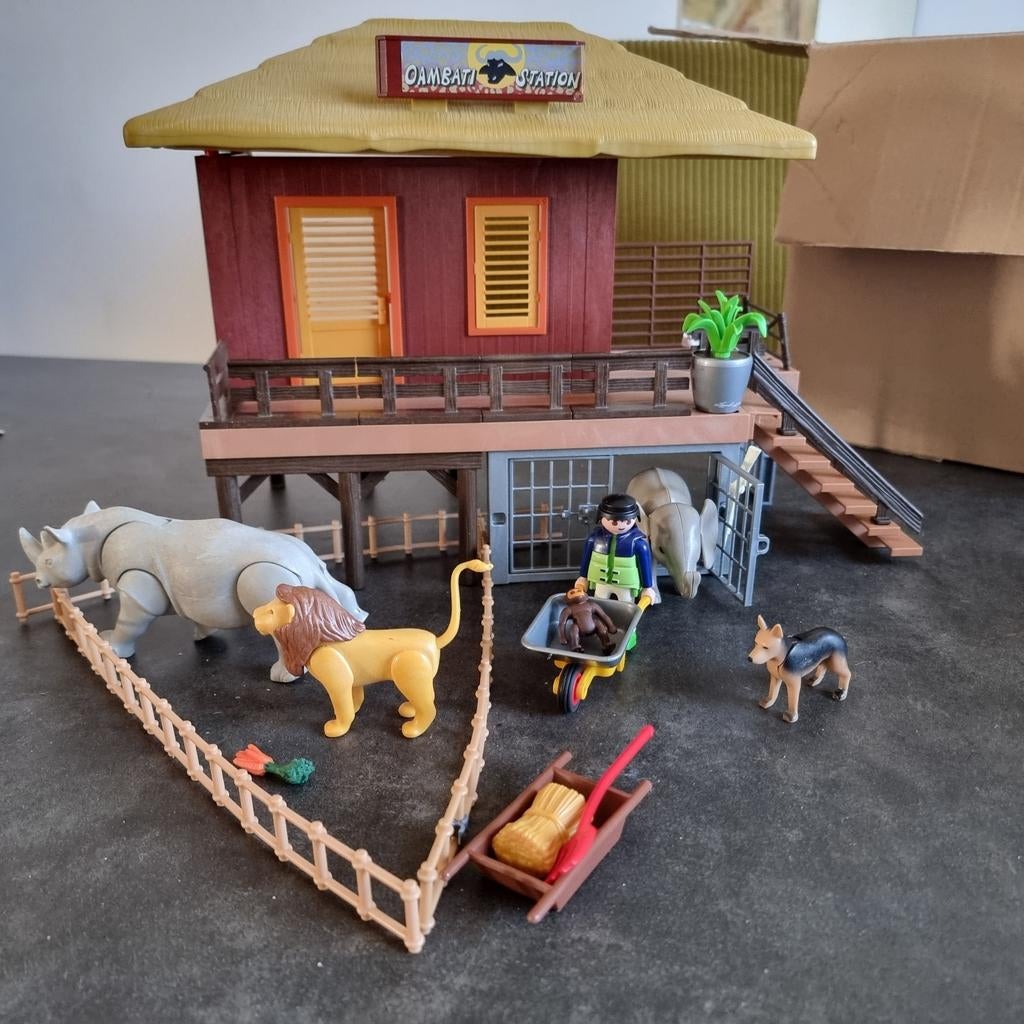Playmobil Oambati station,olifant, neushoorn enz., Kinderen en Baby's, Speelgoed | Playmobil, Ophalen of Verzenden