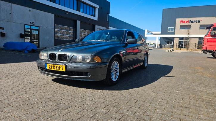BMW E39 530i M54B30 handgeschakeld, Auto's, BMW, Particulier, 5-Serie, ABS, Airconditioning, Alarm, Bluetooth, Boordcomputer, Centrale vergrendeling