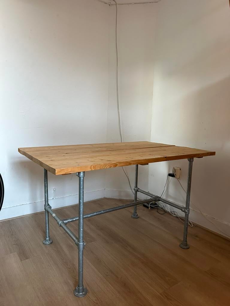 Unieke zelfgemaakte houten eettafel, Ophalen, Gebruikt, 50 tot 100 cm, 150 tot 200 cm