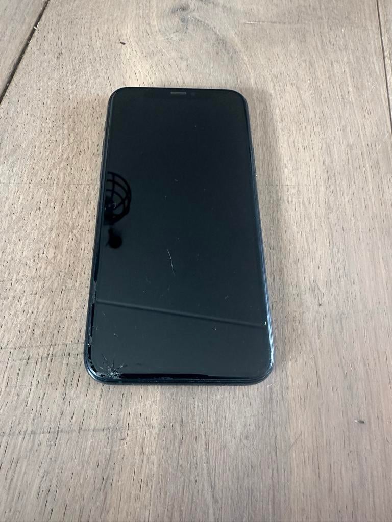 iPhone 11 Pro 256GB - Kleine barst linksonder, Telecommunicatie, Mobiele telefoons | Apple iPhone, Gebruikt, 72 %, IPhone 11 Pro