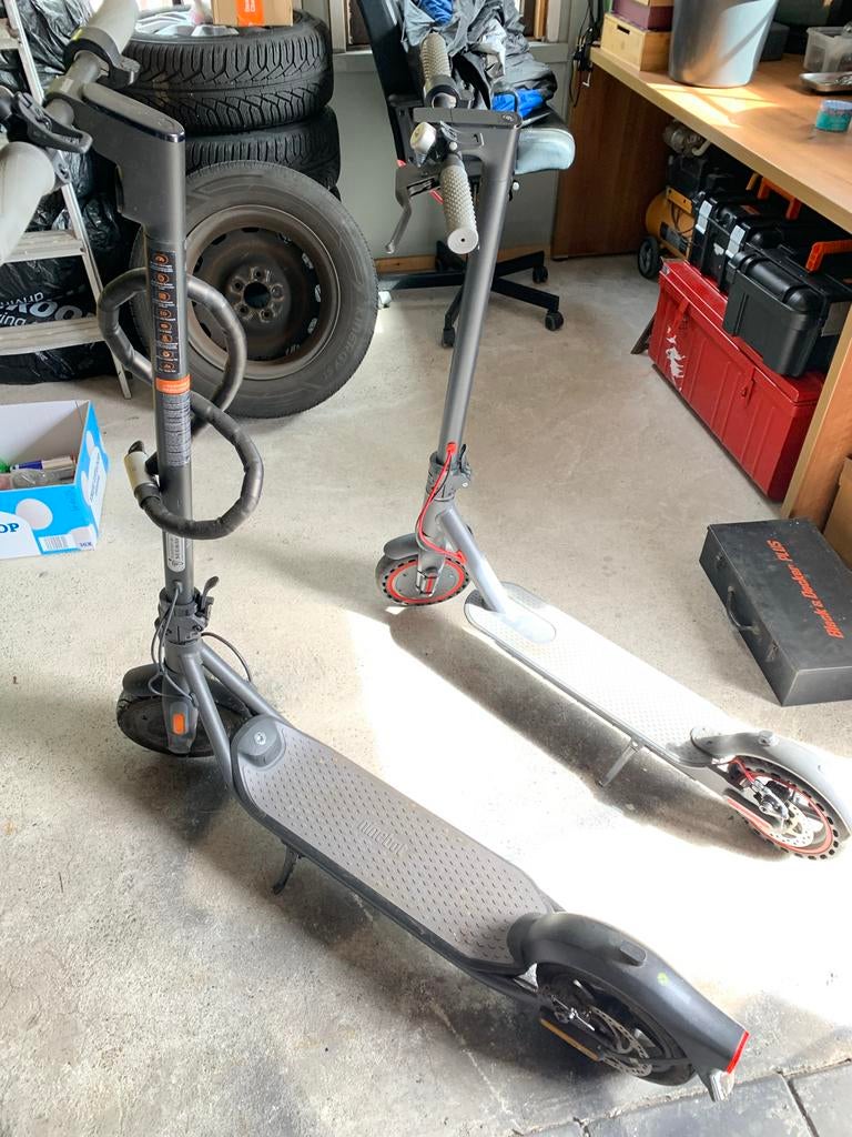 Elektrische scooters (Ninebot) - Zonder lader, Fietsen en Brommers, Steps, Gebruikt, Elektrische step (E-scooter), Ophalen of Verzenden