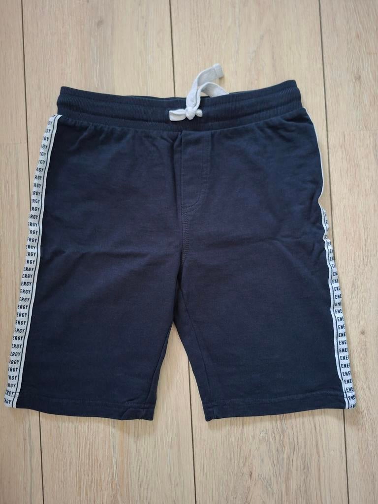 Donkerblauwe korte broek - maat 140, Broek, Zo goed als nieuw, Jongen, Scamps & Boys