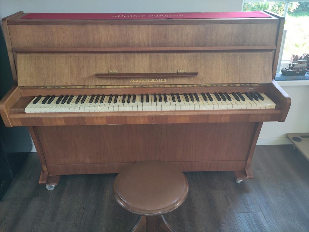 August Förster piano 103 cm; speelt als nieuw, Ophalen, Gebruikt, Bruin, Piano