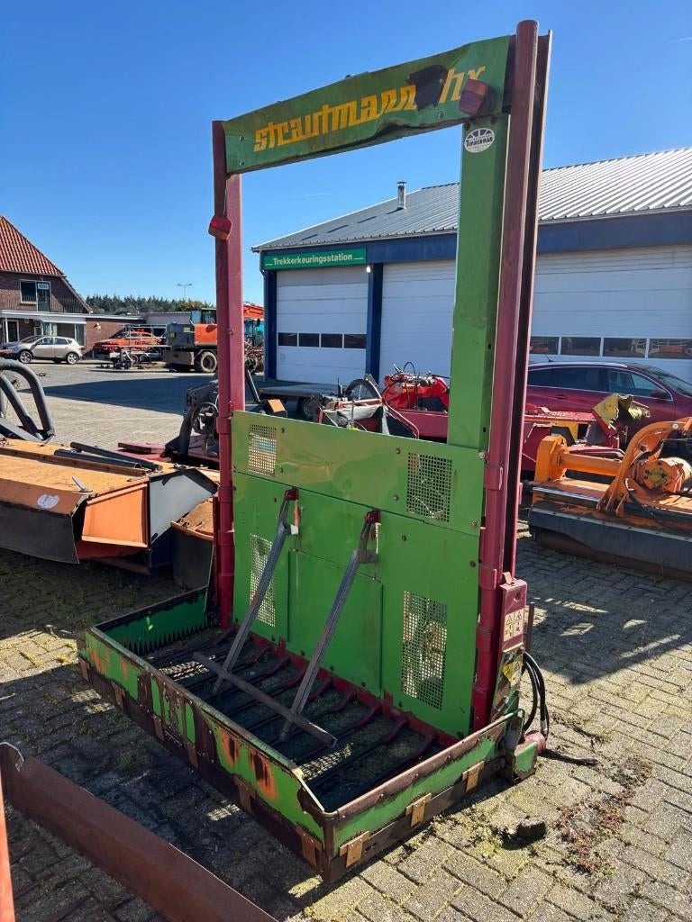 Strautmann Hydrofox HX4 Kuilvoersnijder Defect, Ophalen, Gebruikt