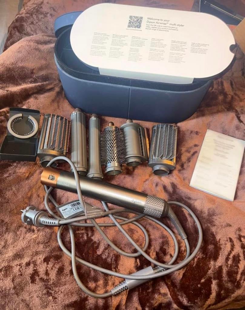 Dyson airwrap complete haarstyling - nieuw, Ophalen, Zo goed als nieuw, Föhn of Haardroger