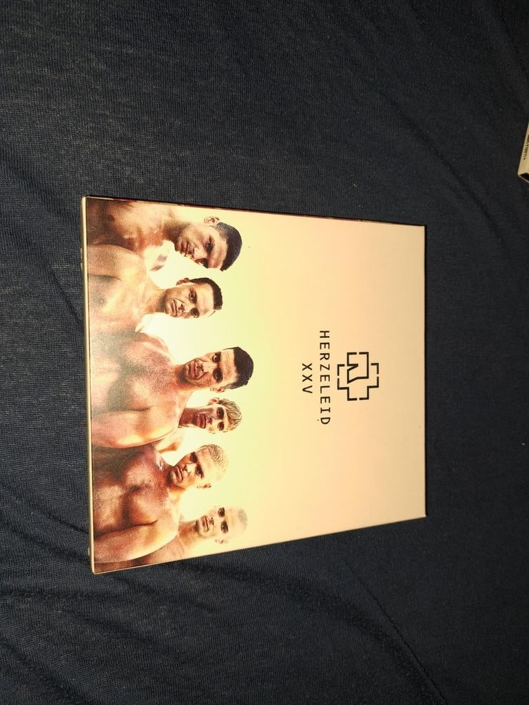 Hertzeleid rammstein deluxe edition, Ophalen of Verzenden, Zo goed als nieuw