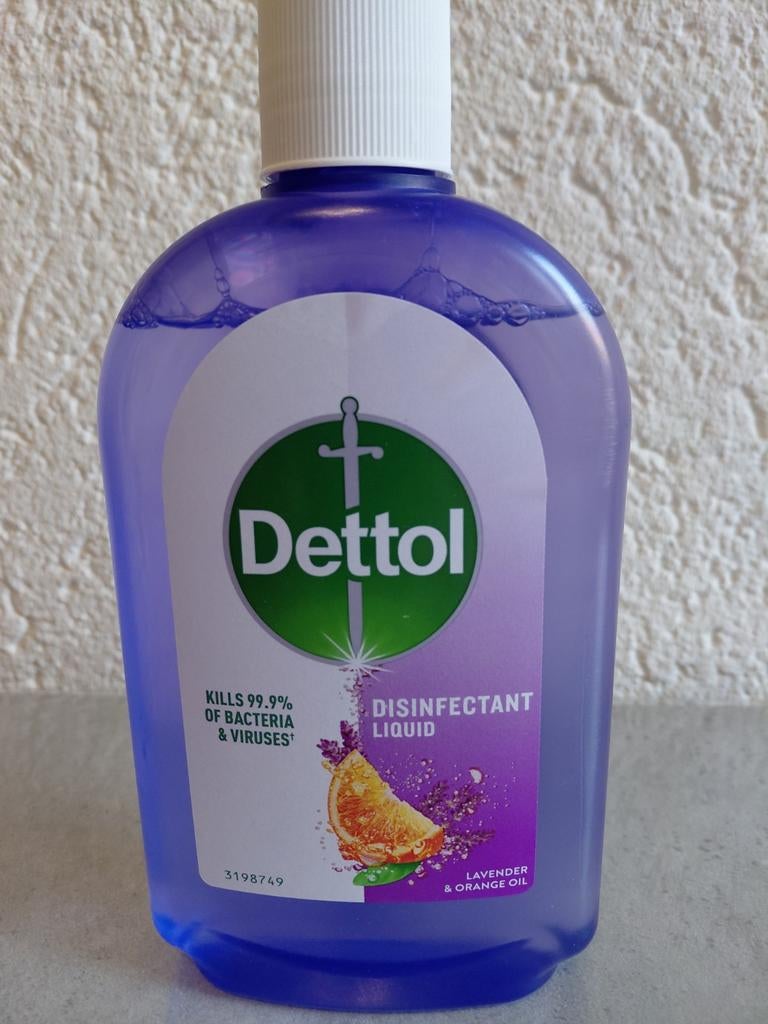 Dettol 750ml & dettol lavendel 500ml, Ophalen, Schoonmaakmiddel