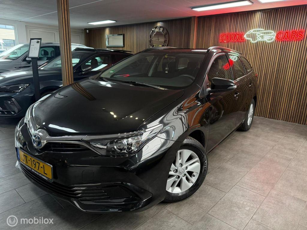 Toyota Auris 1.8 Hybrid Now / Cruise Control / NL Auto, 136 pk, Gebruikt, Euro 6, Zwart