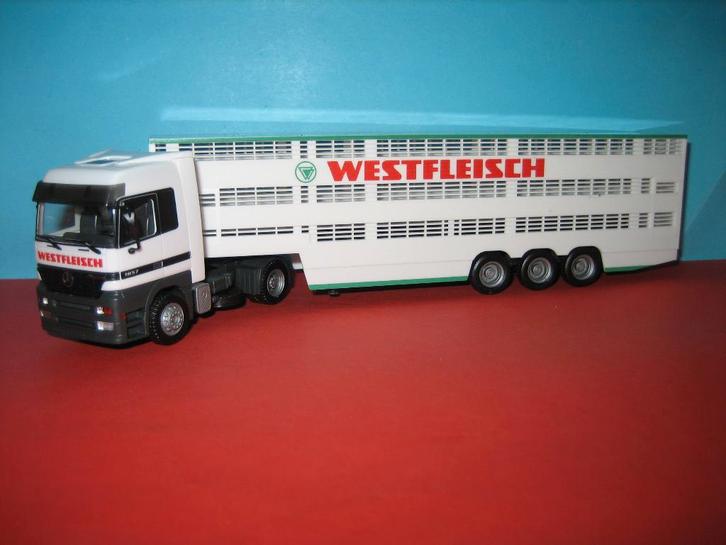 Westfleisch  MERCEDES 1857  Veetransport-oplegger  Herpa, Hobby en Vrije tijd, Modelauto's | 1:87, Zo goed als nieuw, Bus of Vrachtwagen
