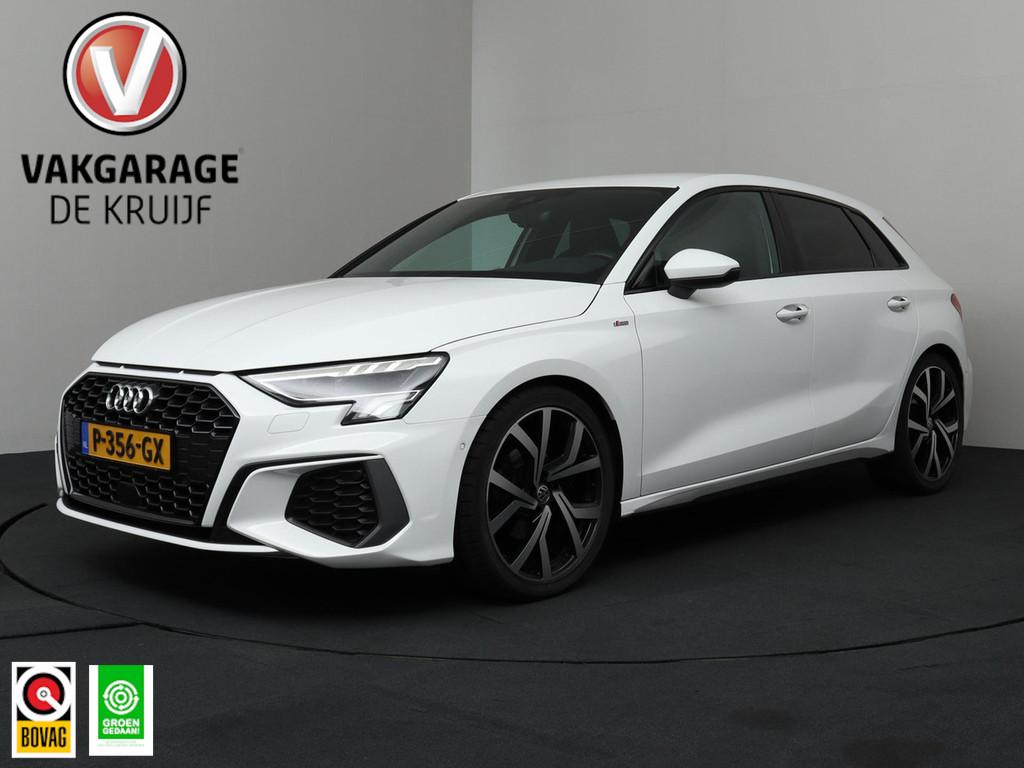 Audi A3 Sportback 35 TFSI S edition | ACC | Achteruitrijcame, 4 cilinders, 150 pk, Leder en Stof, Wit