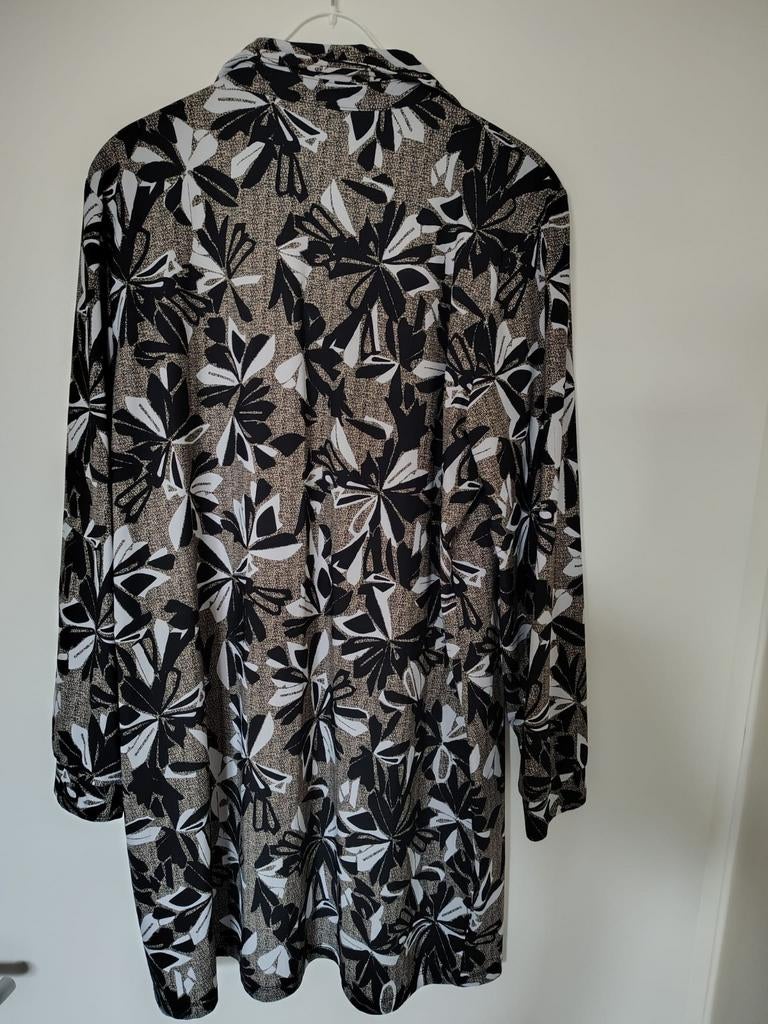 Dames zoso pak zo goed als nieuw. Maat 38-40 (m)., Ophalen of Verzenden, Zo goed als nieuw, Maat 38/40 (M), Zwart