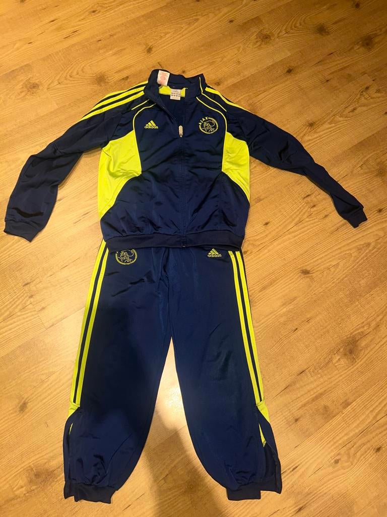 Ajax trainingspak kinderen maat 152, Kinderen en Baby's, Ophalen of Verzenden, Gebruikt, Jongen of Meisje, Setje