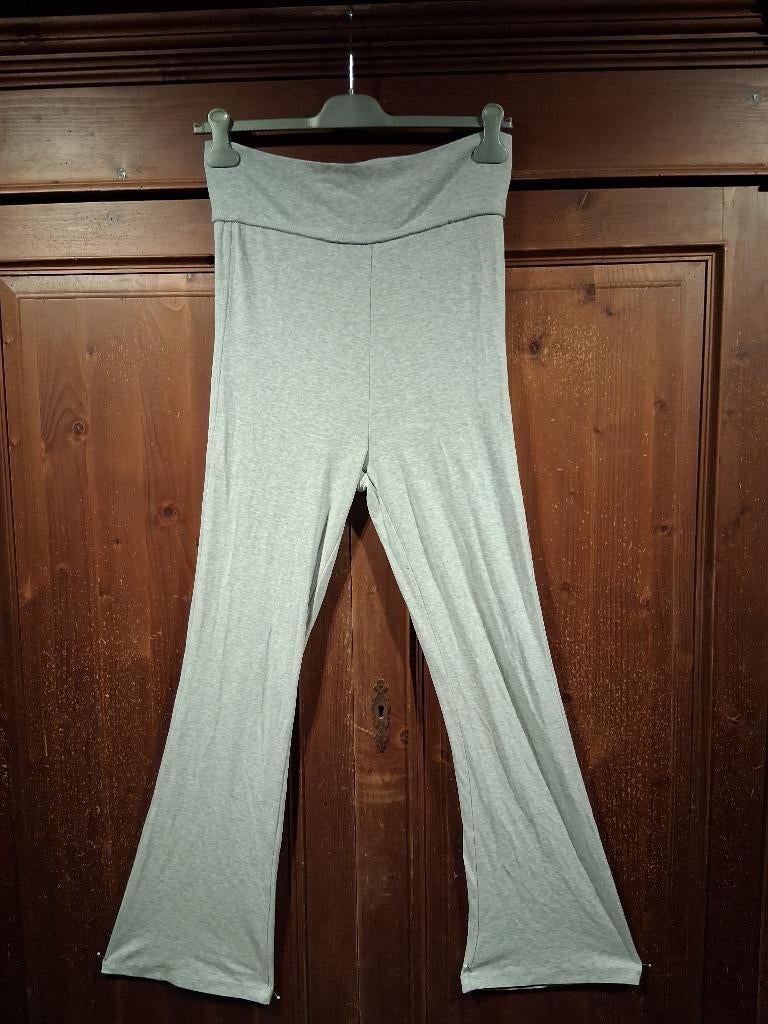 Grijze lounge broek L Clockhouse, Maat 42/44 (L), Ophalen of Verzenden, Zo goed als nieuw, Grijs